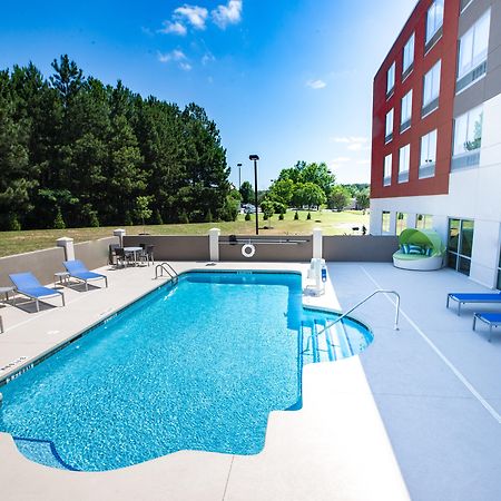 Holiday Inn Express & Suites Greenwood Mall By Ihg Kültér fotó