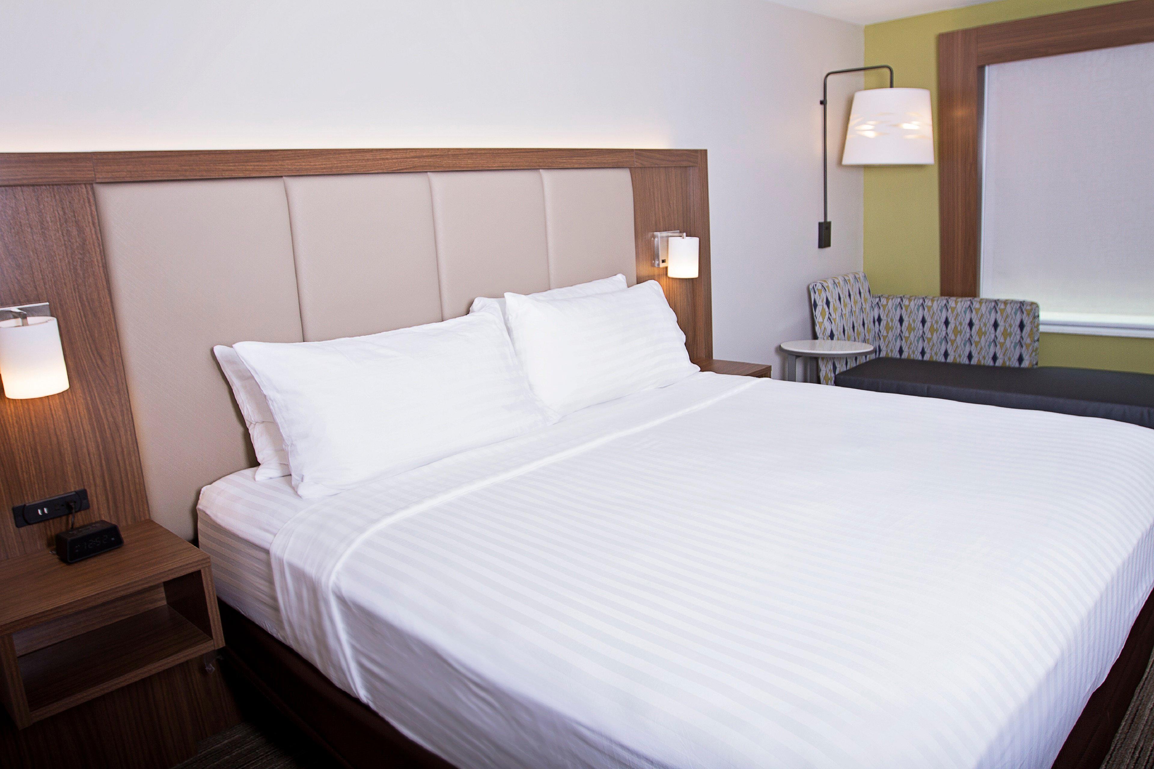Holiday Inn Express & Suites Greenwood Mall By Ihg Kültér fotó