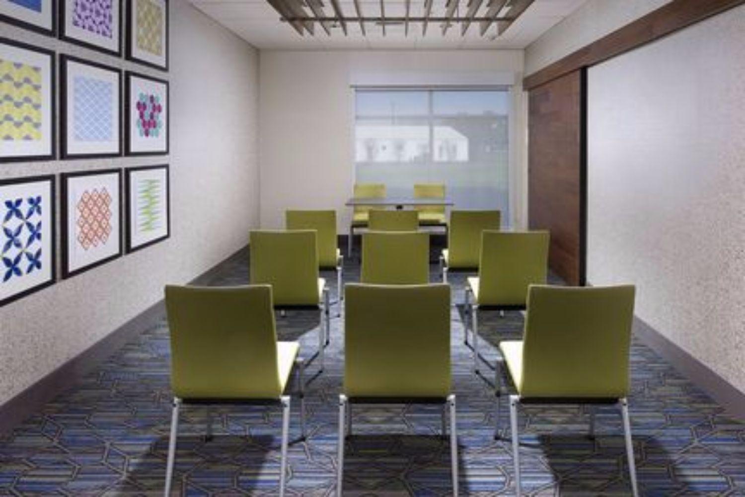 Holiday Inn Express & Suites Greenwood Mall By Ihg Kültér fotó
