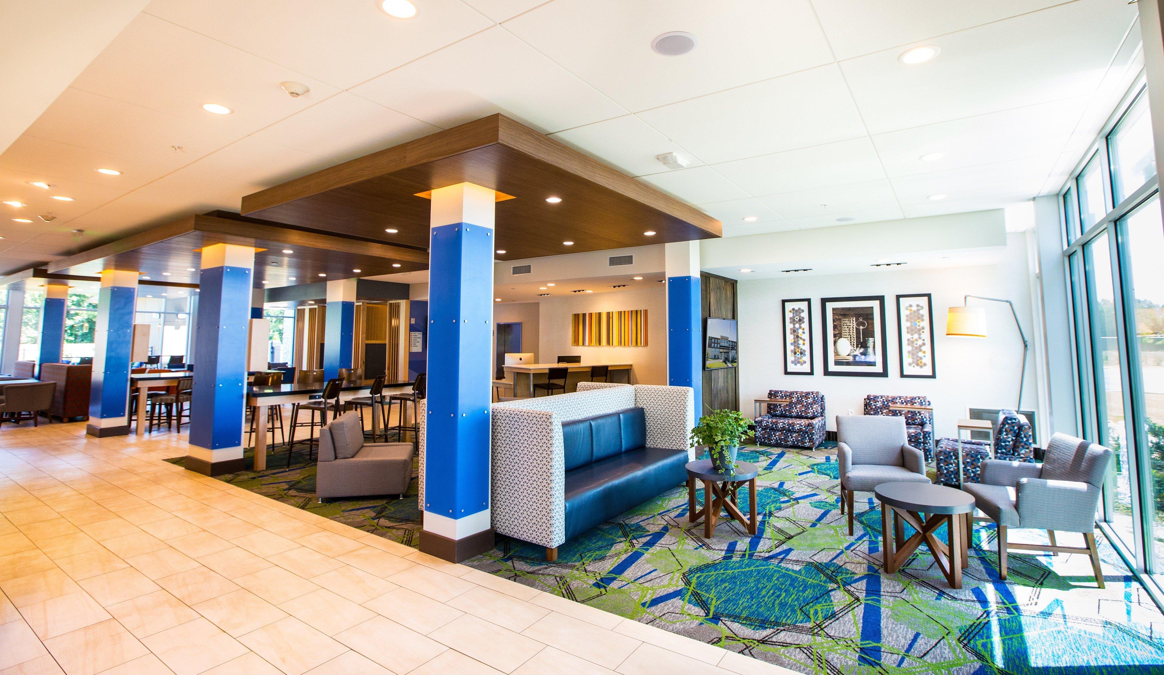 Holiday Inn Express & Suites Greenwood Mall By Ihg Kültér fotó