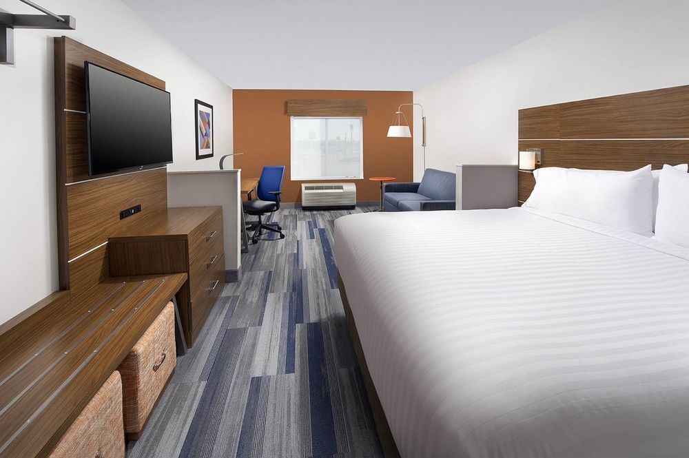 Holiday Inn Express & Suites Greenwood Mall By Ihg Kültér fotó