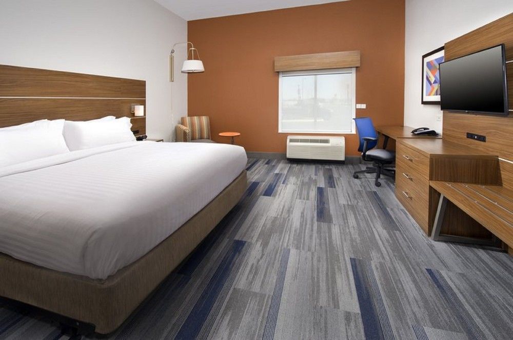 Holiday Inn Express & Suites Greenwood Mall By Ihg Kültér fotó