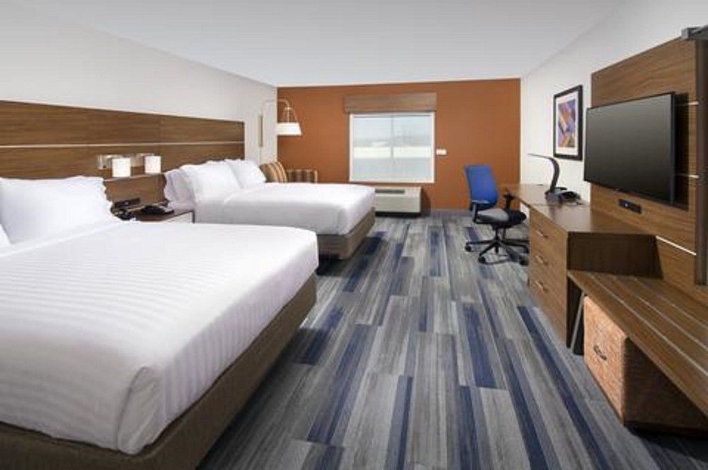 Holiday Inn Express & Suites Greenwood Mall By Ihg Kültér fotó