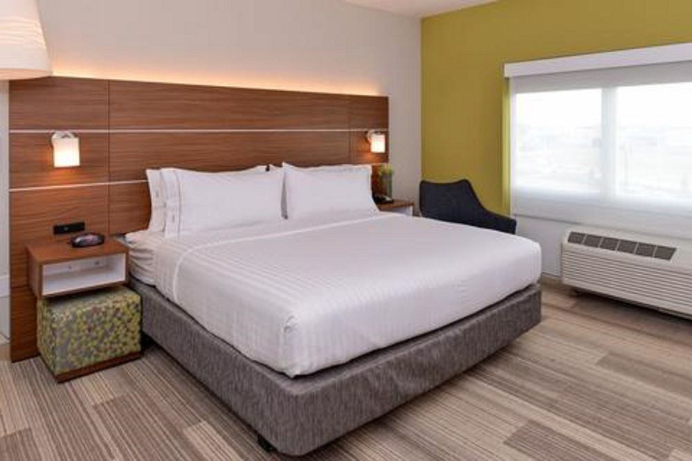 Holiday Inn Express & Suites Greenwood Mall By Ihg Kültér fotó