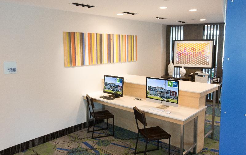 Holiday Inn Express & Suites Greenwood Mall By Ihg Kültér fotó